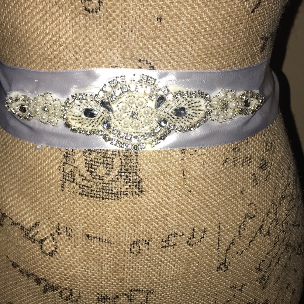 New Rhinestone Ribbon Belt/Sash - Picture 1 of 8